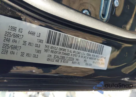 2018 Jeep Compass Latitude Fwd z USA, uszkodzony, nr VIN 3C4NJCBB9JT122220